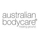 Australian Bodycare Logo mit Slogan ‚healing ground‘ und Hinweis auf gesamtes Sortiment an Teebaumöl-Produkten. - Link zu Marken Markenseite/Gesamtes Sortiment